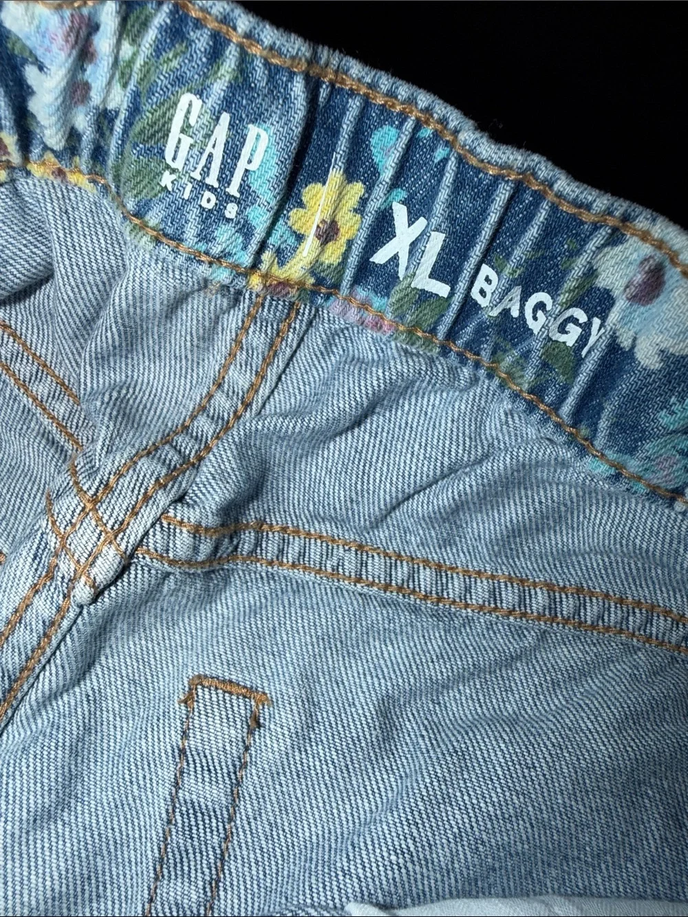 GAP Floral Wide-Leg Jeans in Light Blue